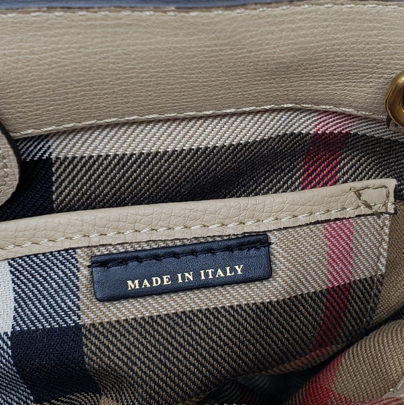 Used 4x w/tag Burberry Small Banner MSRP $1,890 - Picture 8 of 16